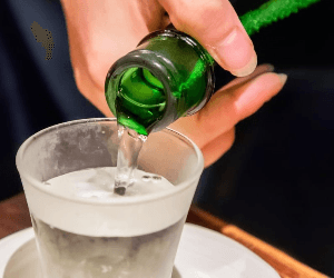 Private Sake and Drinks Tasting Walking Tour in Sapporo
